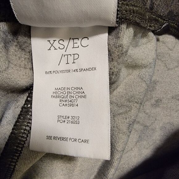 Cabi 3212 Safari Print Skinny Leggings size XS - Picture 4 of 5